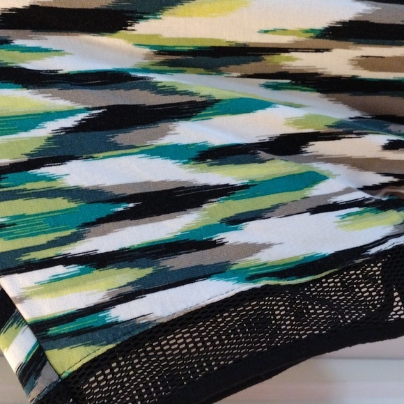 Ruby Rd. Women's Top. L - Picture 3 of 11